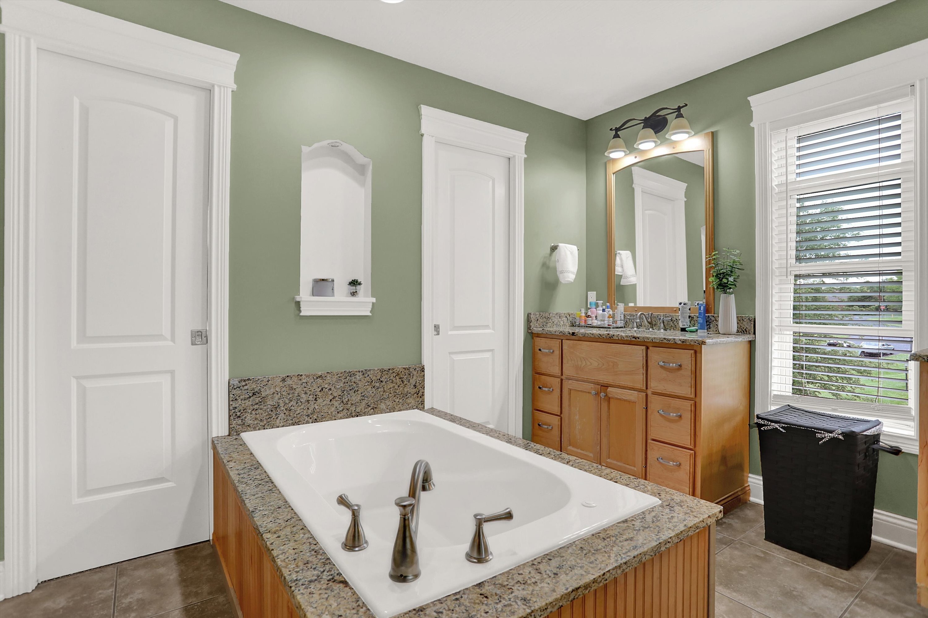 3204 Woodland Ridge Columbus, IN 47201 - Photo 43 of 66 Gallery Image 43