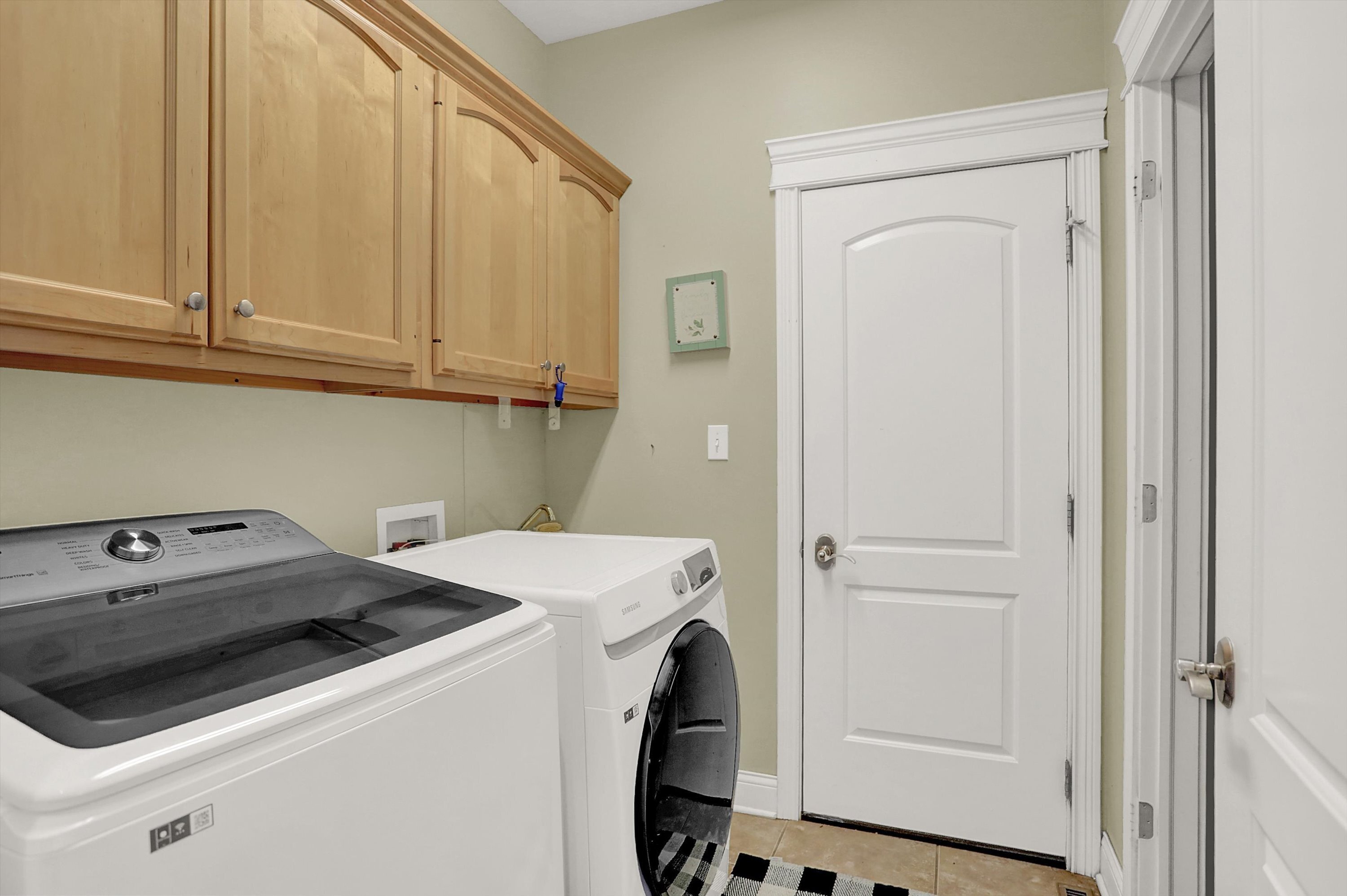 3204 Woodland Ridge Columbus, IN 47201 - Photo 10 of 66 Gallery Image 10