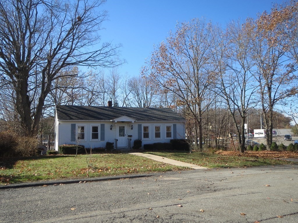 222 Summer Street Gardner, MA 01440 - Photo 3 of 6