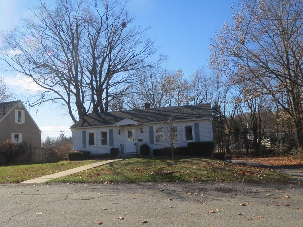 222 Summer Street Gardner, MA 01440 - Photo 4 of 6