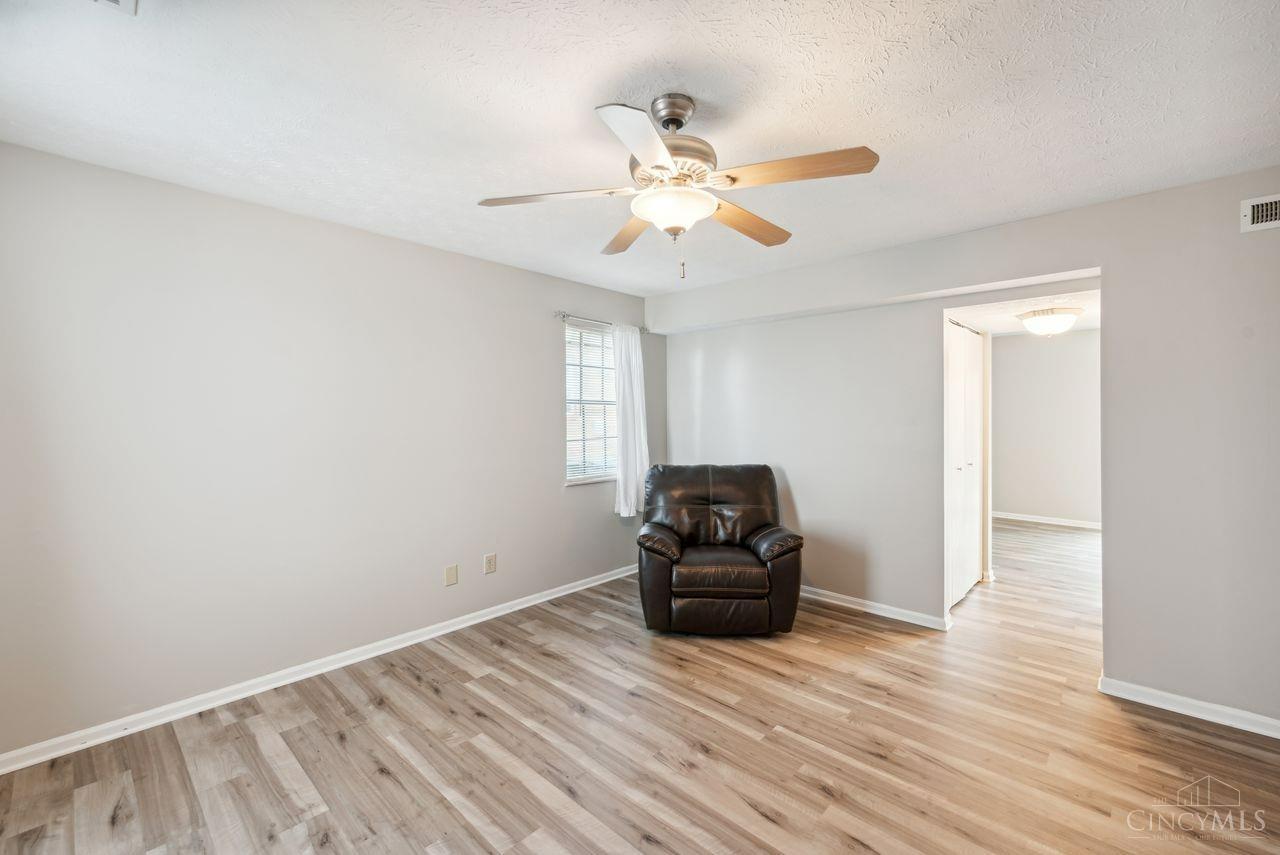 129 Cook Road, Unit B Lebanon, OH 45036 - Photo 6 of 37 Gallery Image 6