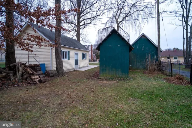 $350,000 | 230 North Beaumont Avenue, Baltimore, MD 21228