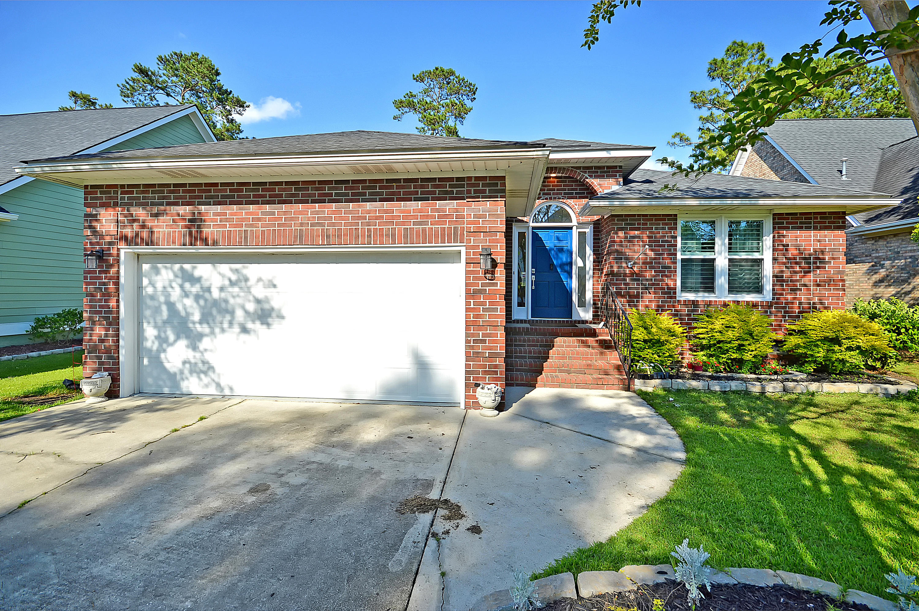 202 Kilarney Road Summerville, SC 29483 - Photo 2 of 30 DSC_0291 copy