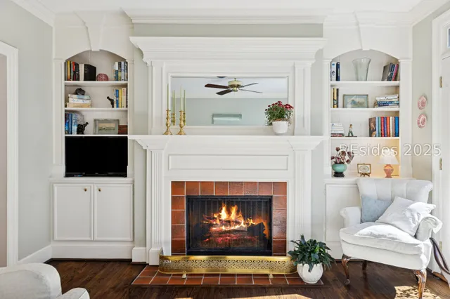 $679,000 | 895 Ribaut Road, Unit A2, Beaufort, SC 29902