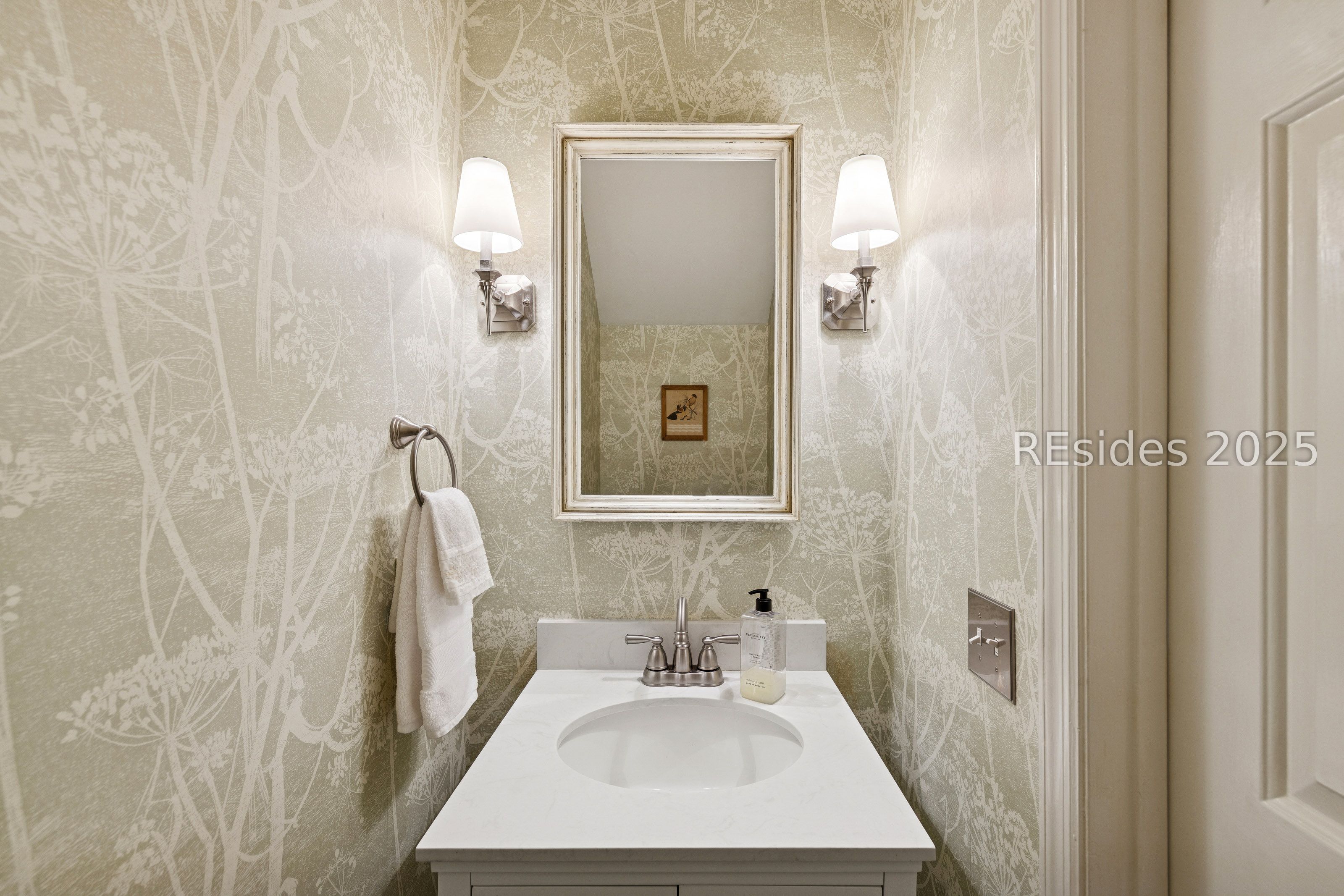 895 Ribaut Road, Unit 2 Beaufort, SC 29902 - Photo 17 of 45