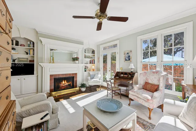 $679,000 | 895 Ribaut Road, Unit A2, Beaufort, SC 29902