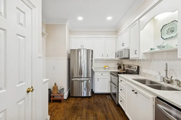 $679,000 | 895 Ribaut Road, Unit 2, Beaufort, SC 29902
