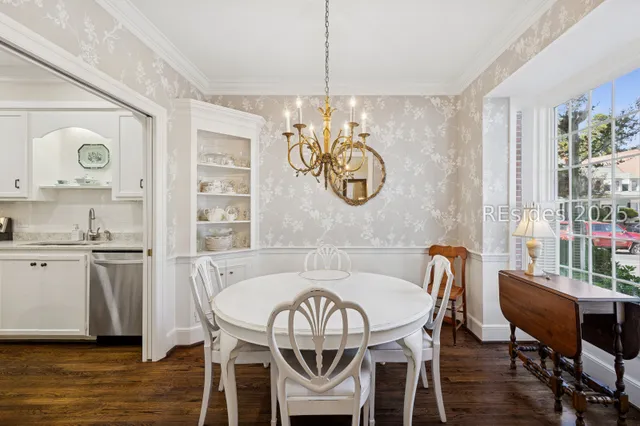 $679,000 | 895 Ribaut Road, Unit A2, Beaufort, SC 29902