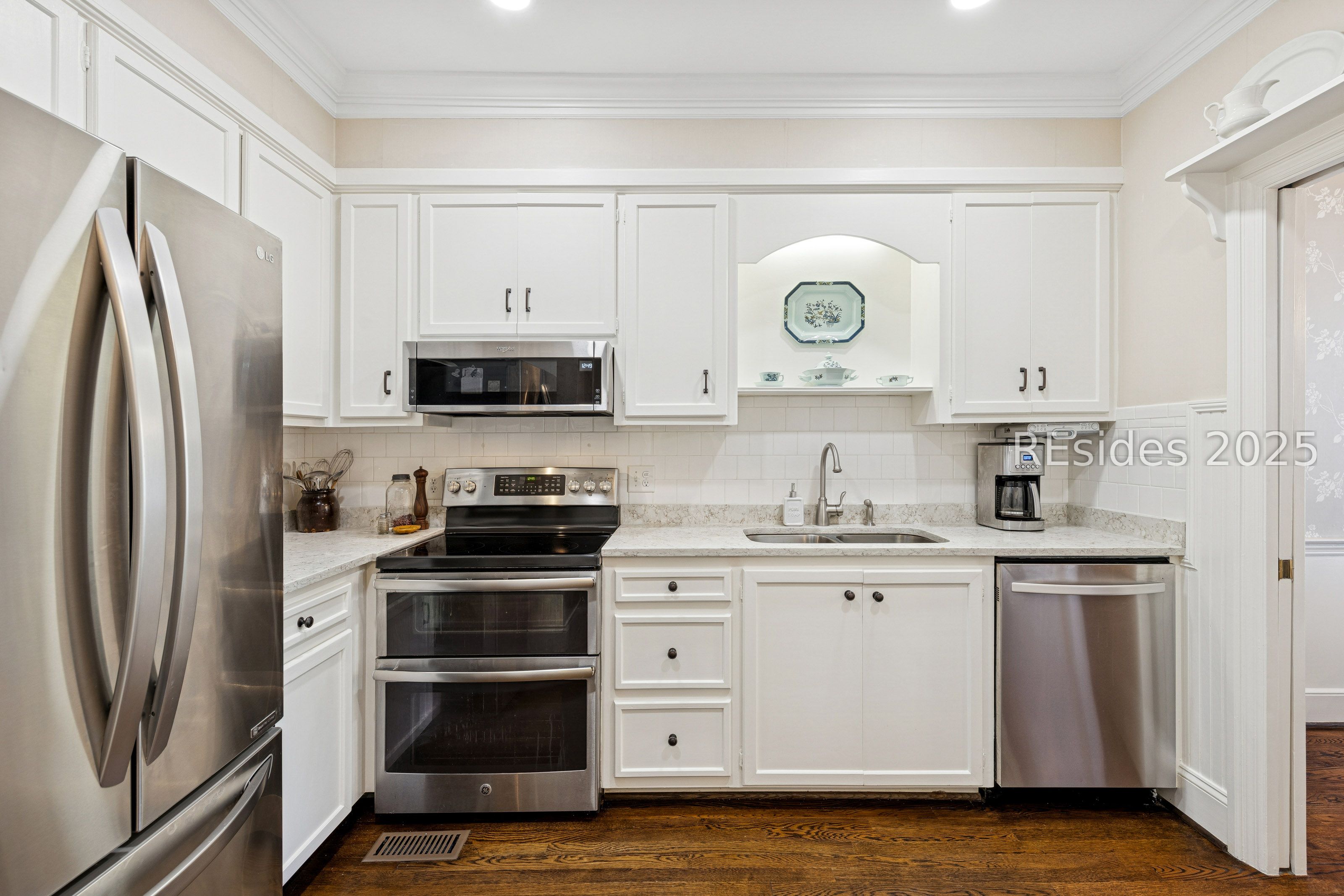 895 Ribaut Road, Unit 2 Beaufort, SC 29902 - Photo 23 of 44