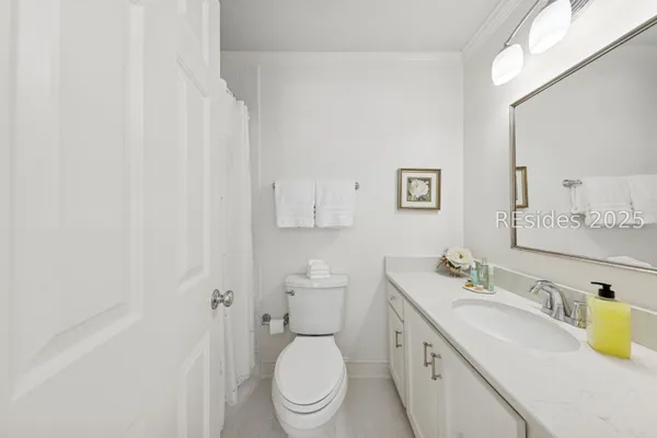 $679,000 | 895 Ribaut Road, Unit 2, Beaufort, SC 29902