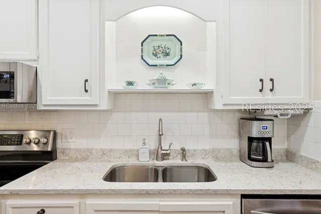 $679,000 | 895 Ribaut Road, Unit A2, Beaufort, SC 29902