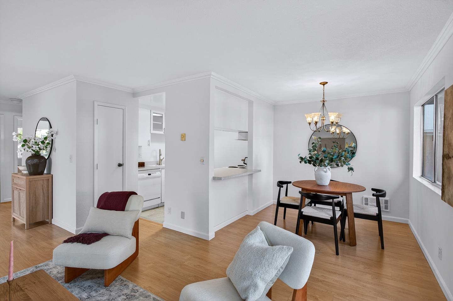 108 East Middlefield Road, Unit A Mountain View, CA 94043 - Photo 4 of 14