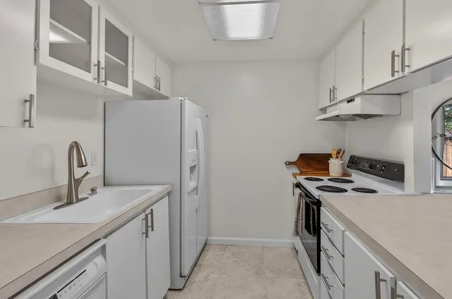 $649,888 | 108 East Middlefield Road, Unit A, Mountain View, CA 94043