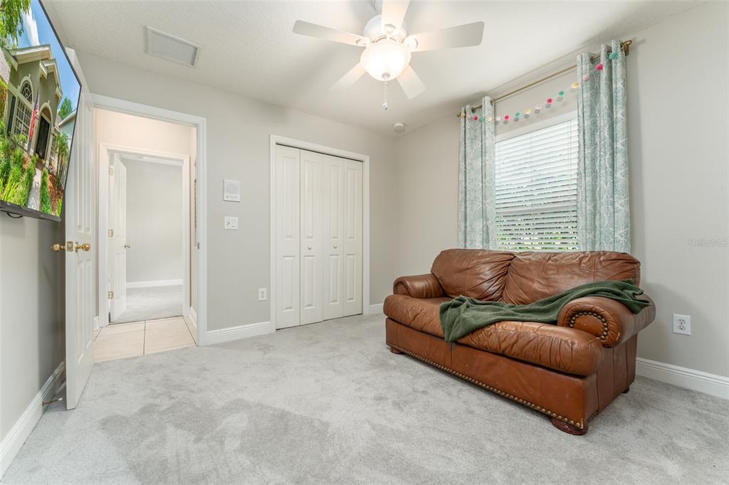 15211 Merlinglen Place Lithia, FL 33547 - Photo 21 of 34
