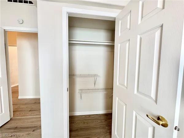 $1,800 | 561 Janet Lane, Unit 6, Pahrump, NV 89060