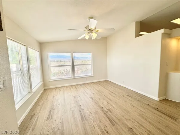 $1,800 | 561 Janet Lane, Unit 6, Pahrump, NV 89060