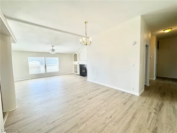 $1,800 | 561 Janet Lane, Unit 6, Pahrump, NV 89060