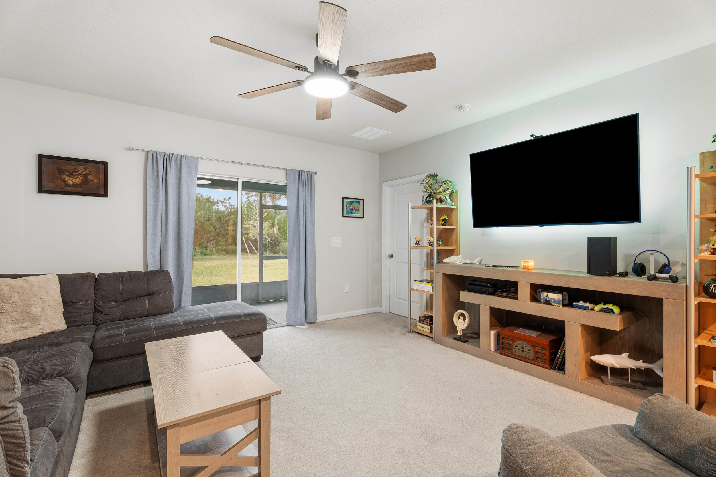 271 Raspberry Road Fort Pierce, FL 34981 - Photo 9 of 42 28_smg09196