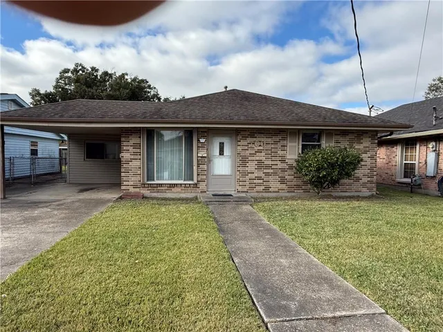 $2,100 | Undisclosed Address, Metairie, LA 70003