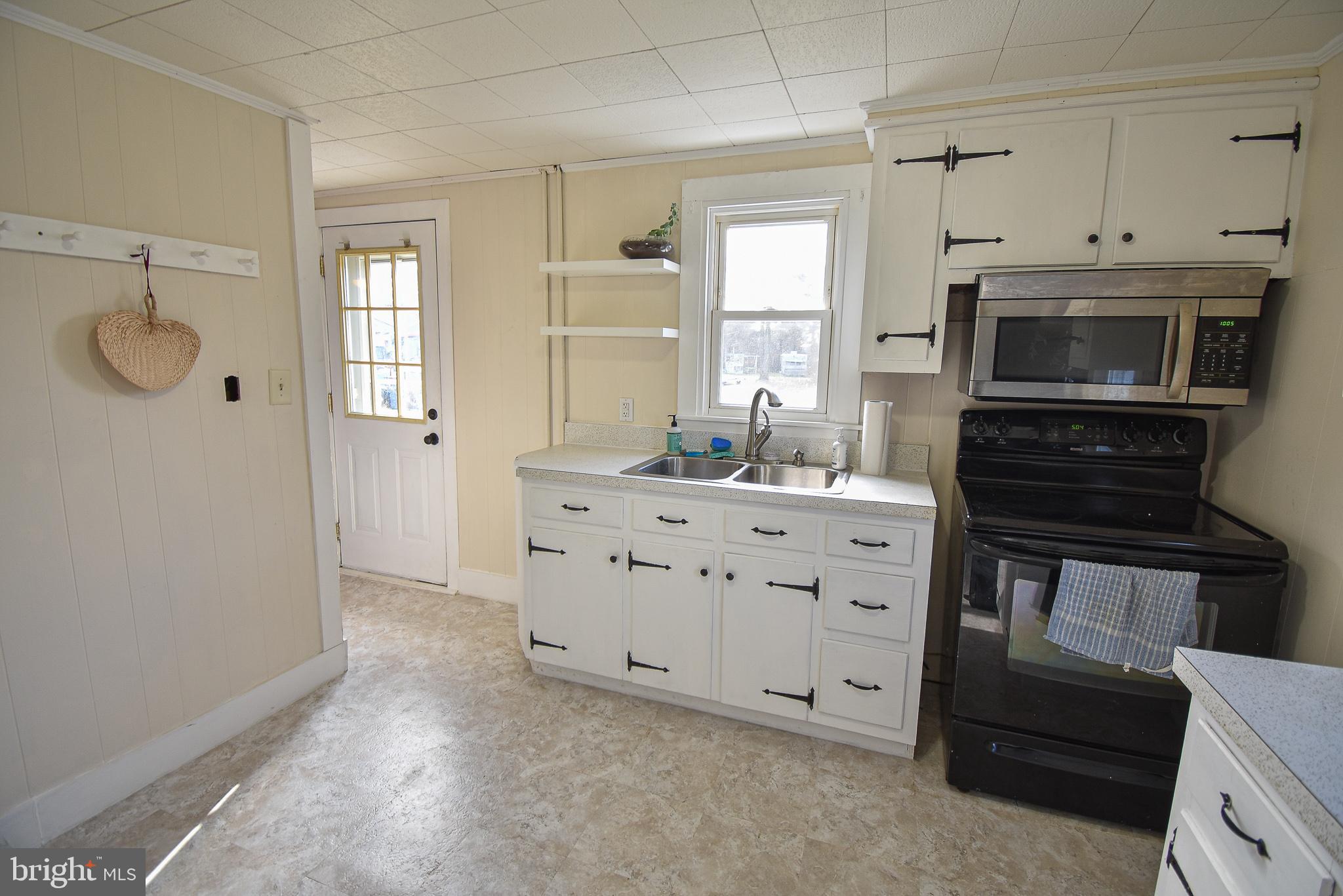 21511 Mission Road Tilghman, MD 21671 - Photo 8 of 23 Gallery Image 8
