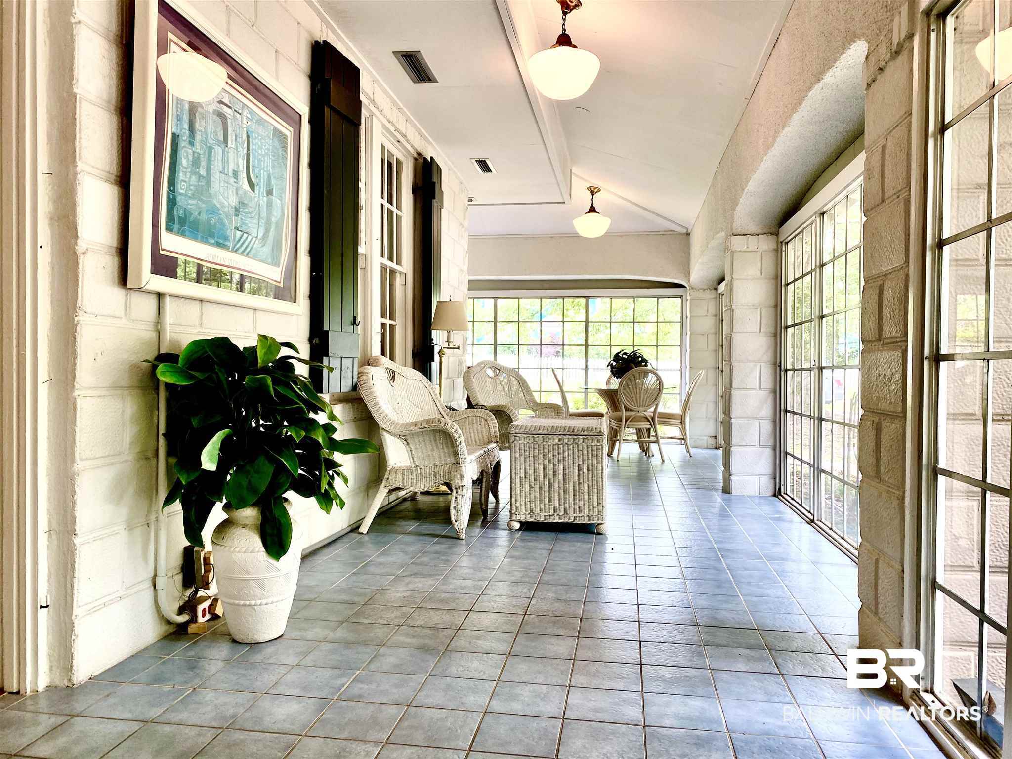 131 Fairhope Avenue Fairhope, AL 36532 - Photo 21 of 44