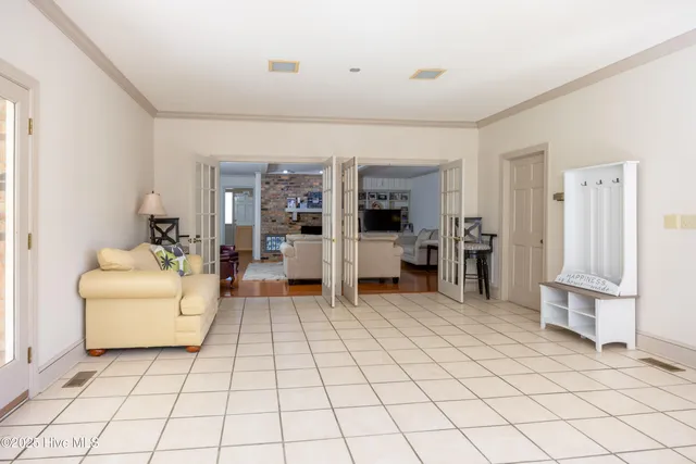 $389,900 | 202 Forest Drive, Clinton, NC 28328