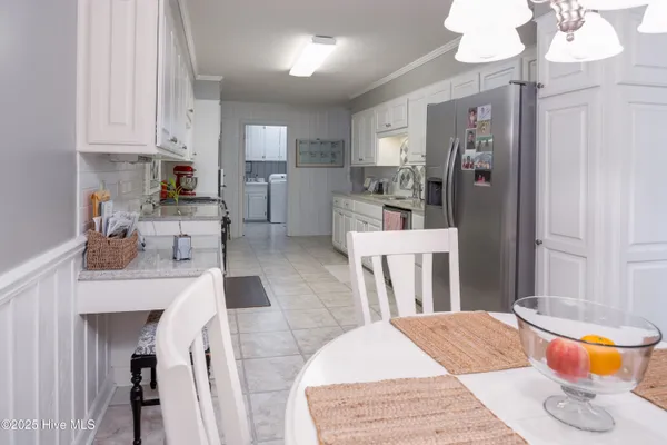 $389,900 | 202 Forest Drive, Clinton, NC 28328
