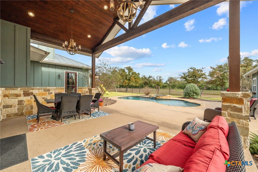 1665 Sunflower Trail Luling, TX 78648 - Photo 38 of 46 a outdoor space with furniture