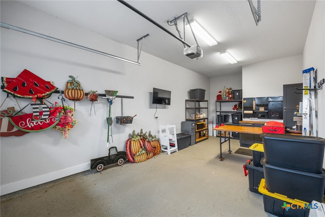 1665 Sunflower Trail Luling, TX 78648 - Photo 43 of 46 a view of a room with gym equipment