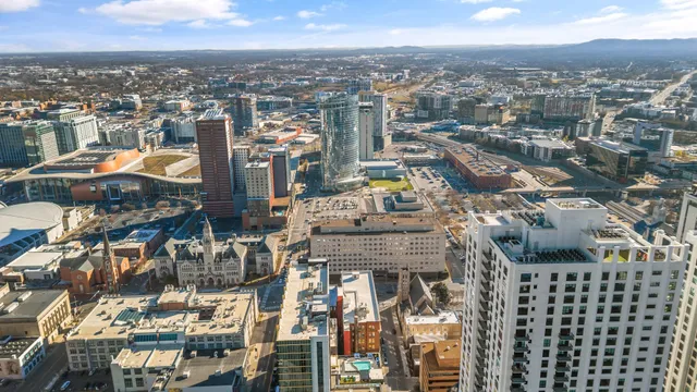 $575,000 | 805 Church Street, Unit 2206, Nashville, TN 37203