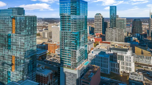 $575,000 | 805 Church Street, Unit 2206, Nashville, TN 37203