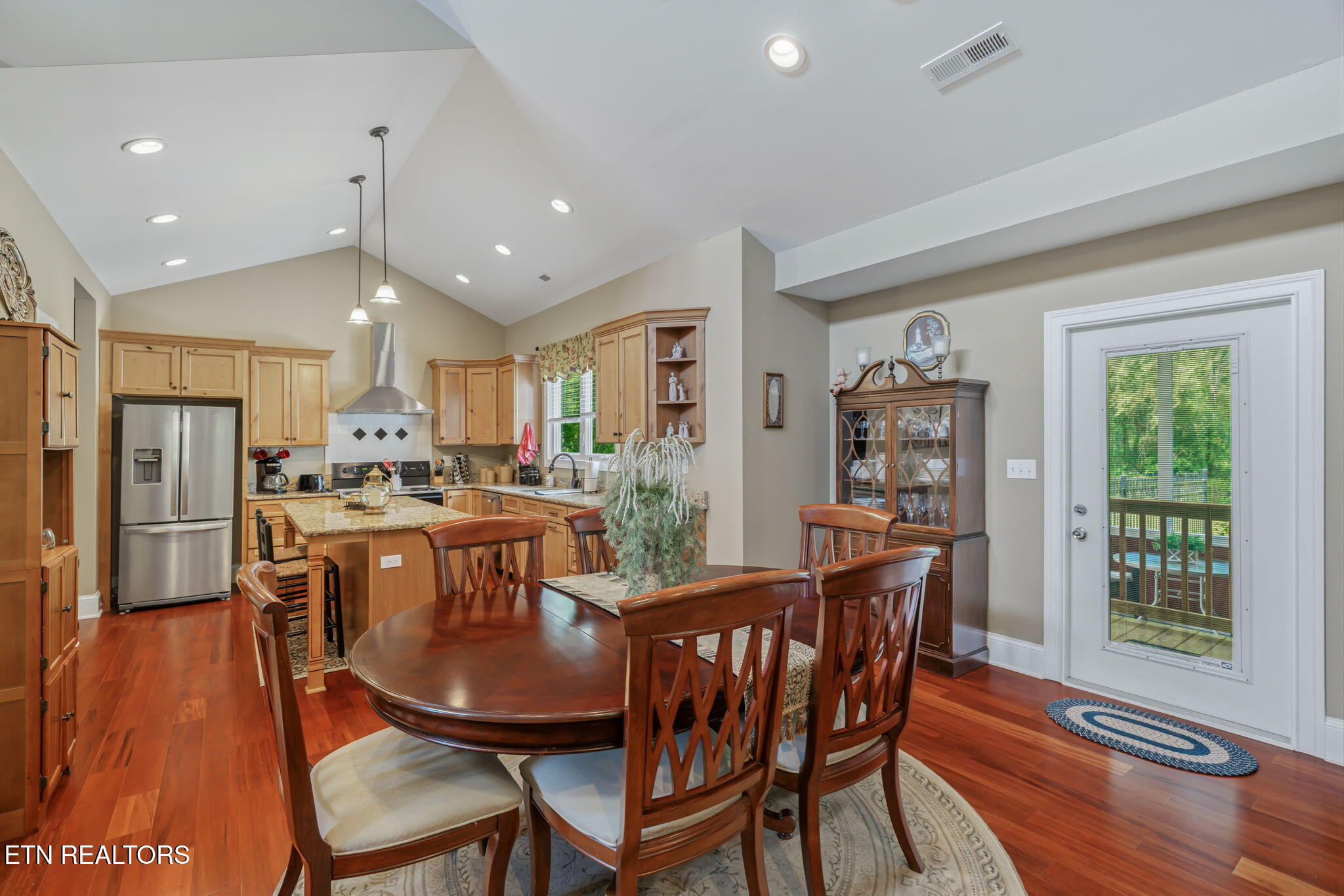 141 Cumberland Road Oliver Springs, TN 37840 - Photo 16 of 44 16-web-or-mls-141 Cumberland Road-17