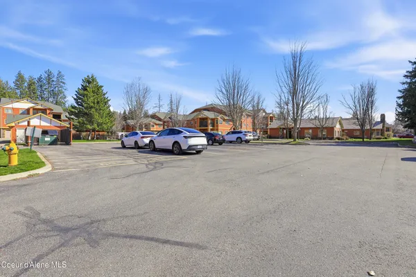 $359,000 | 6800 North Spurwing Loop, Unit 202, Coeur D'Alene, ID 83815