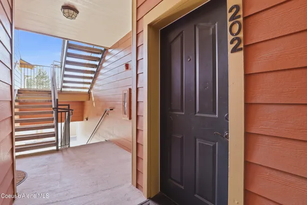 $359,000 | 6800 North Spurwing Loop, Unit 202, Coeur D'Alene, ID 83815