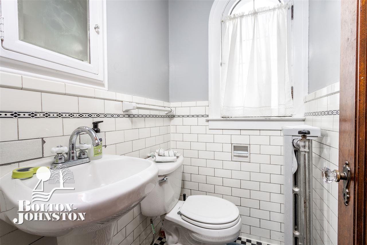 580 Neff Road Grosse Pointe, MI 48230 - Photo 18 of 37