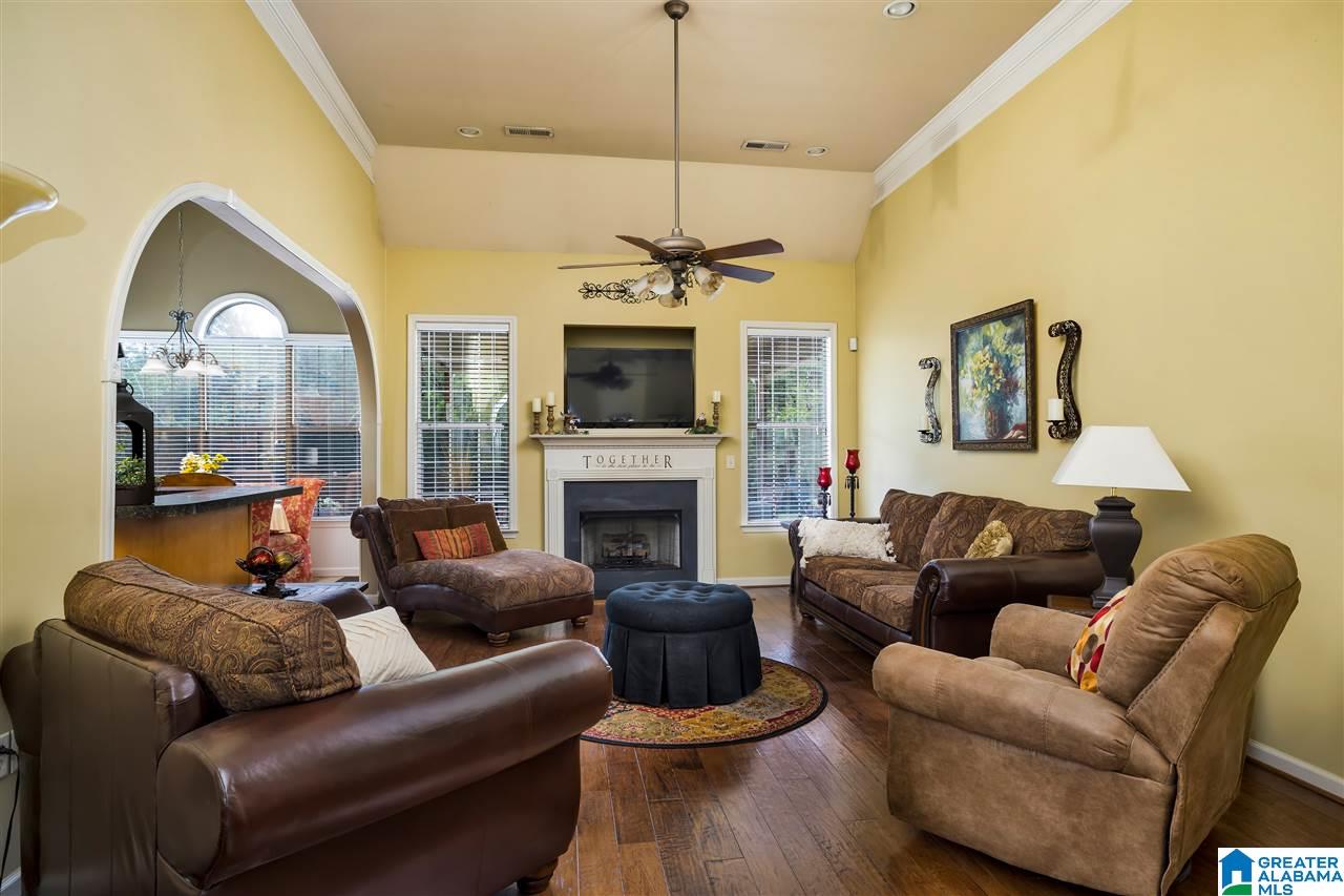 140 Rushton Lane Calera, AL 35040 - Photo 3 of 25