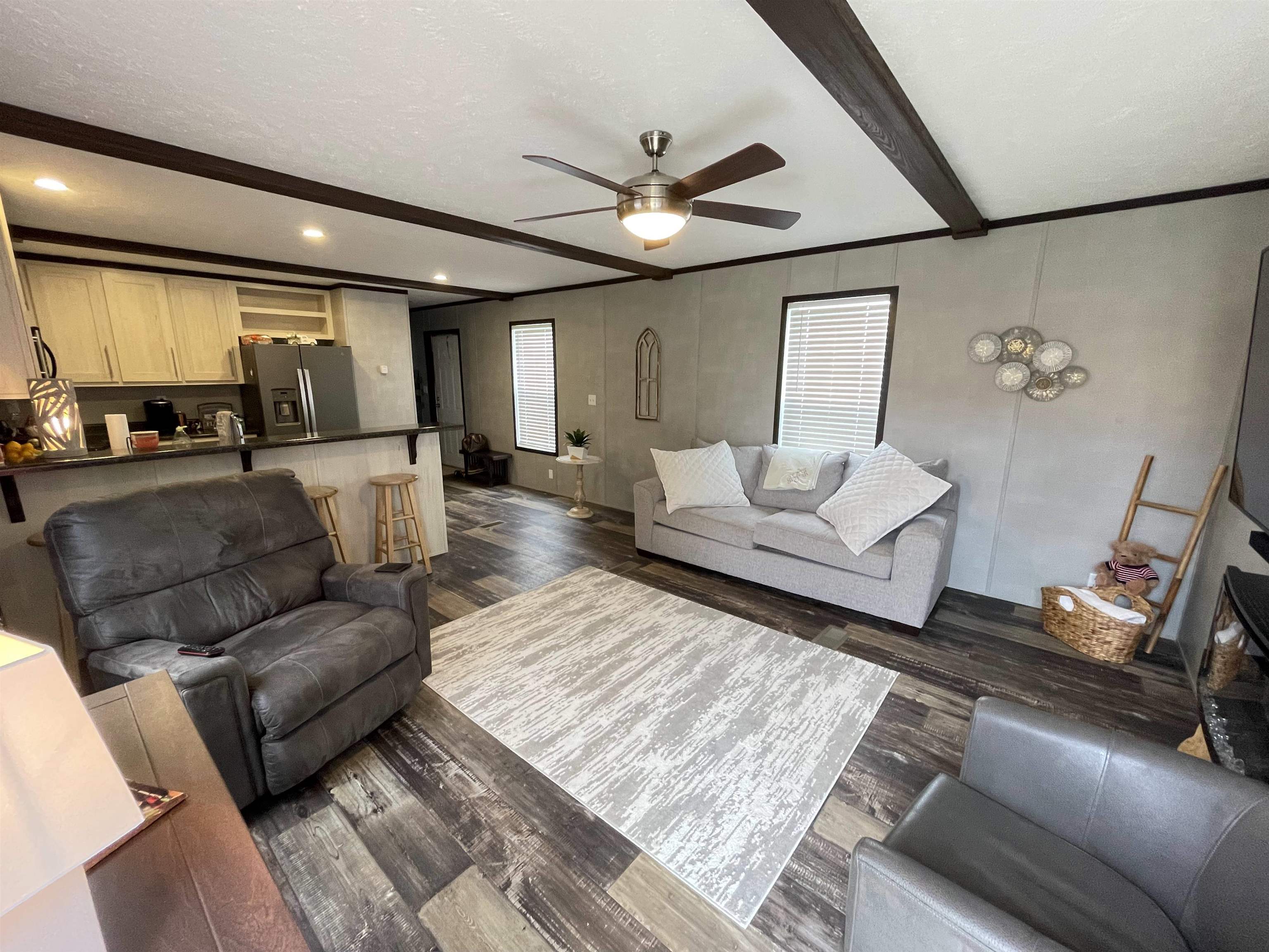 17644 County Road 16 Foley, AL 36535 - Photo 5 of 16 Greatroom