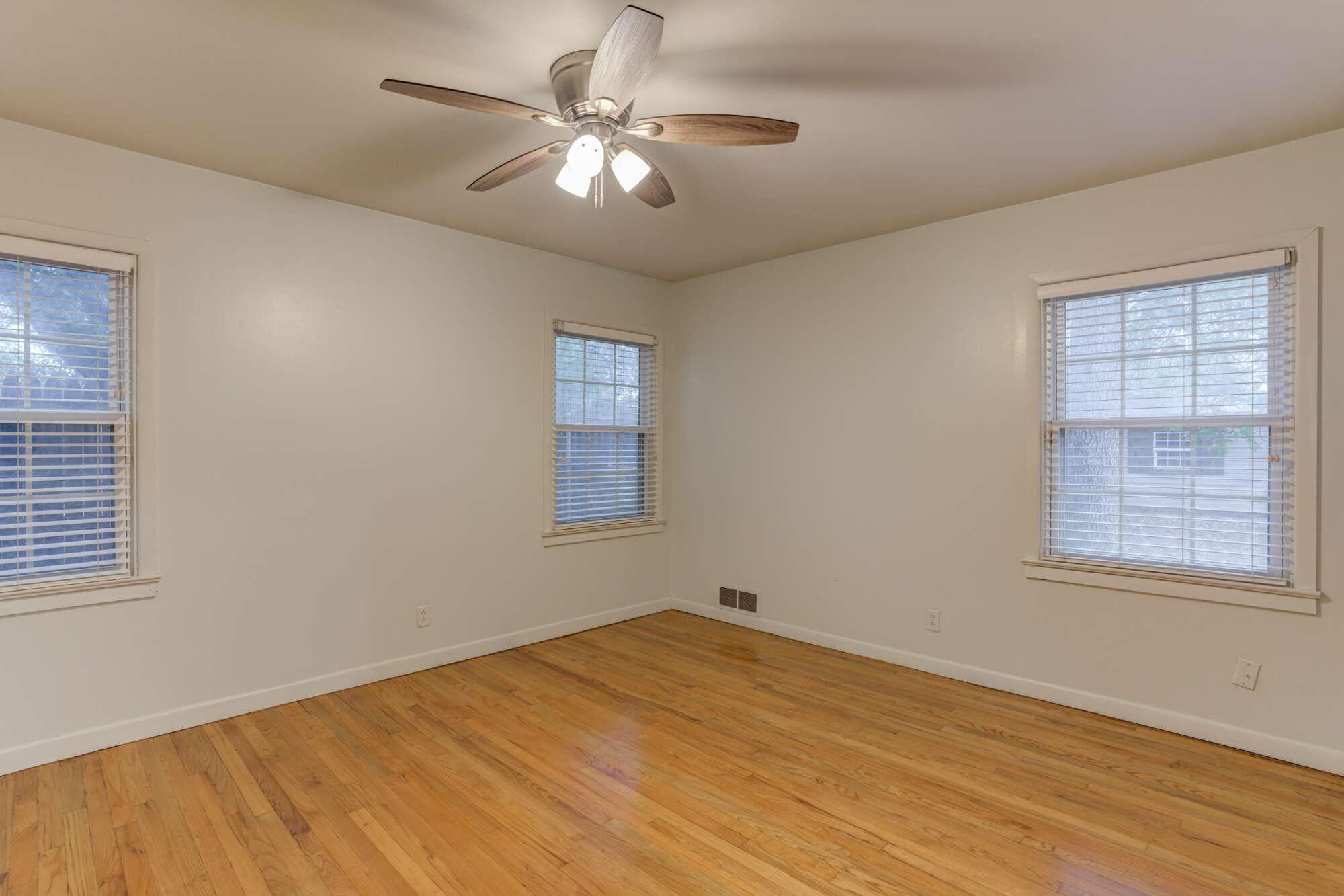 3115 32nd Street Lubbock, TX 79410 - Photo 19 of 39 DSC04399_400_401_402_403