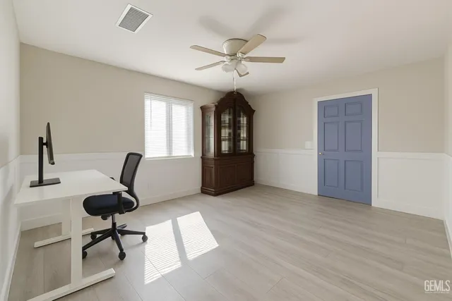 a view of workspace with windows