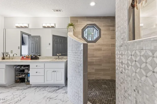 $650,000 | 3486 Highway 70, Smithfield, NC 27577