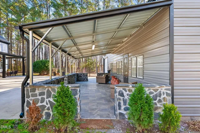 $650,000 | 3486 Highway 70, Smithfield, NC 27577