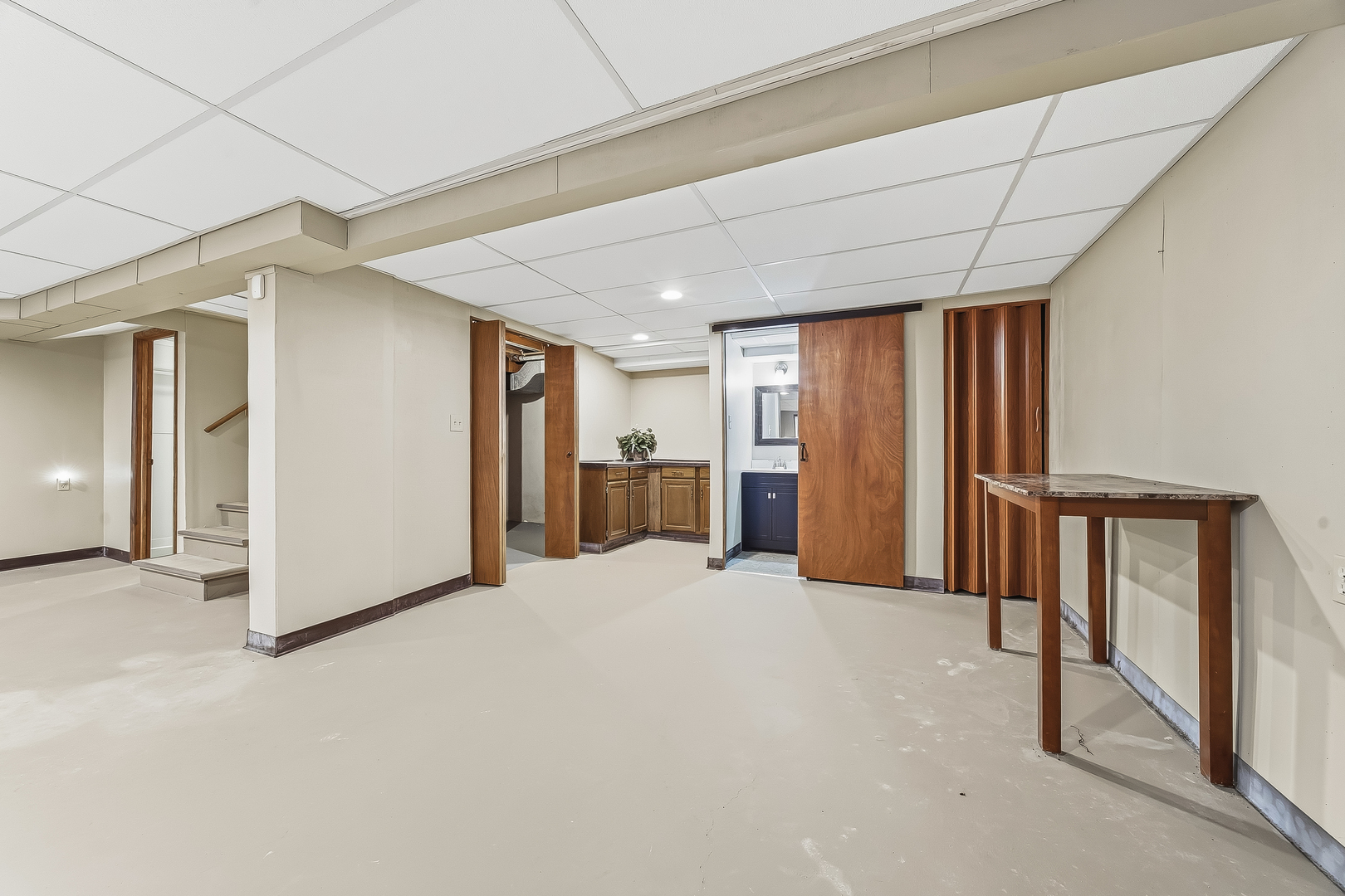 18317 Harper Street Lansing, IL 60438 - Photo 26 of 26 a view of an empty room with a window