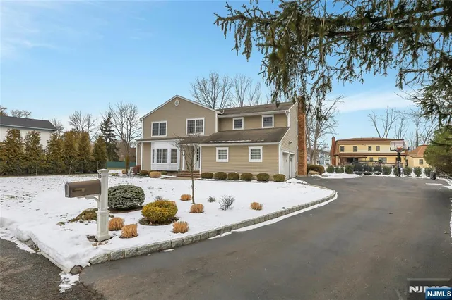$1,299,000 | 16 Herron Court, Harrington Park, NJ 07640