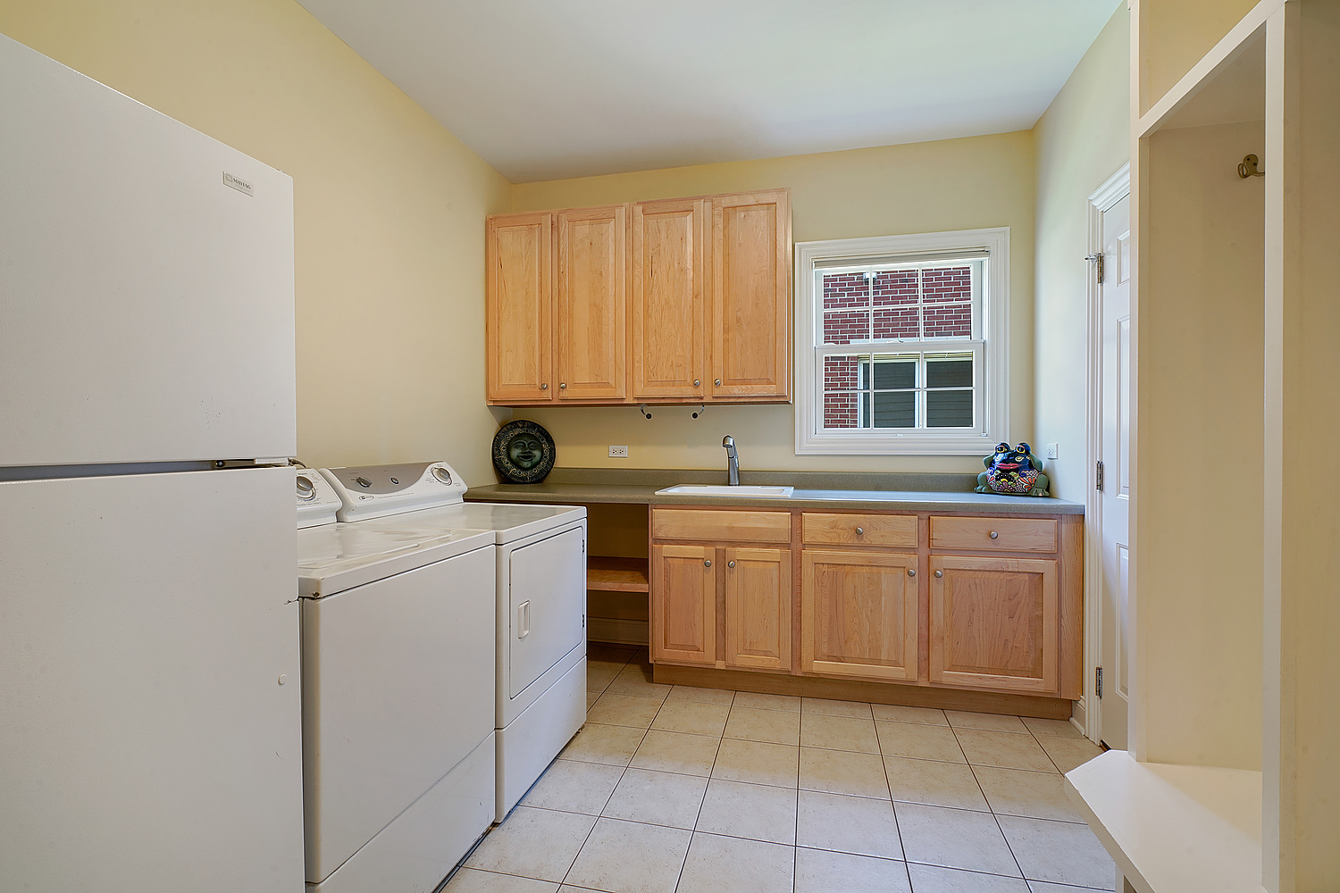 2536 Illinois Road Northbrook, IL 60062 - Photo 14 of 28