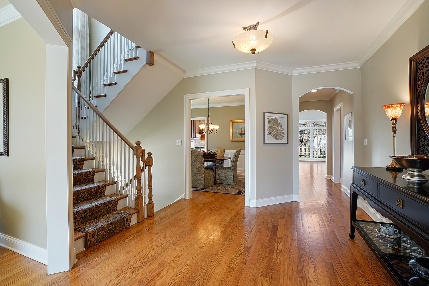 2536 Illinois Road Northbrook, IL 60062 - Photo 3 of 28