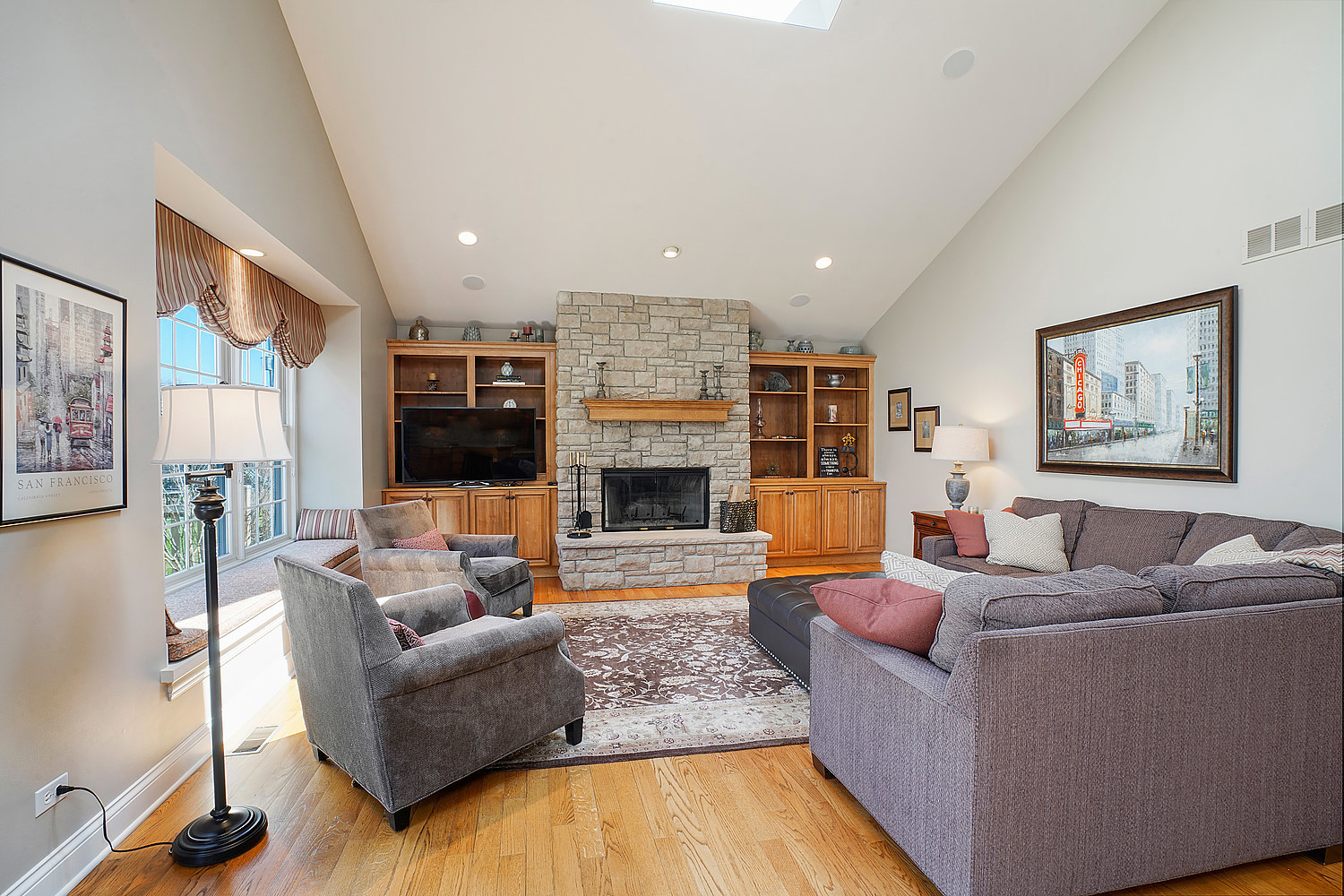 2536 Illinois Road Northbrook, IL 60062 - Photo 8 of 28