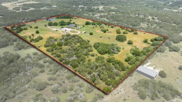 $1,895,000 | 2560 Shady Oaks Circle, Glen Rose, TX 76043