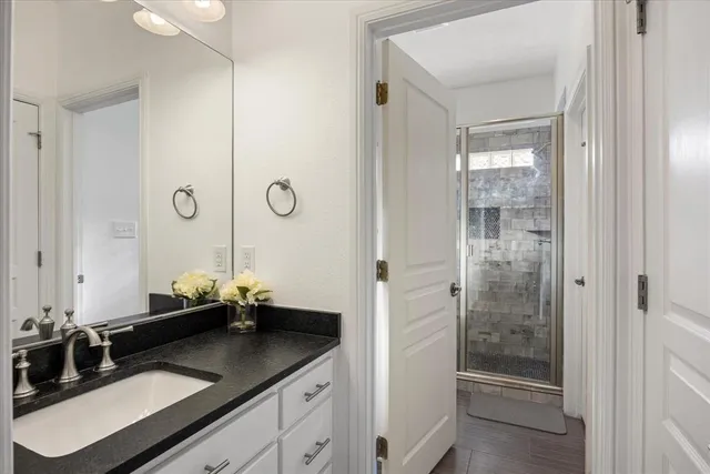 $1,895,000 | 2560 Shady Oaks Circle, Glen Rose, TX 76043