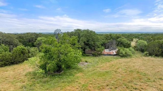 $1,895,000 | 2560 Shady Oaks Circle, Glen Rose, TX 76043
