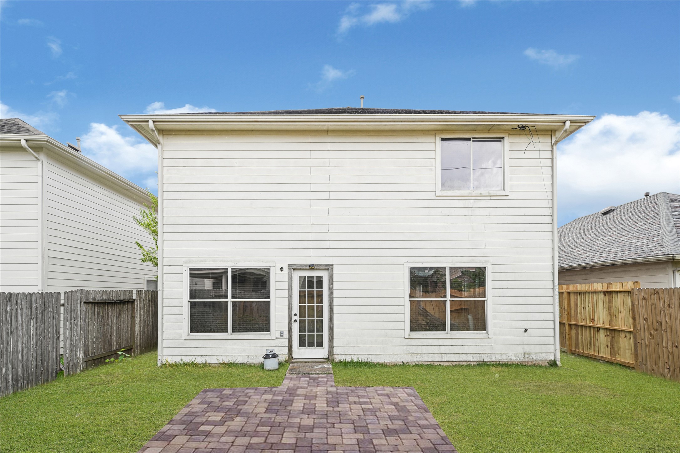 3431 Princeton Point Court Houston, TX 77047 - Photo 21 of 23 a view of a house with a yard